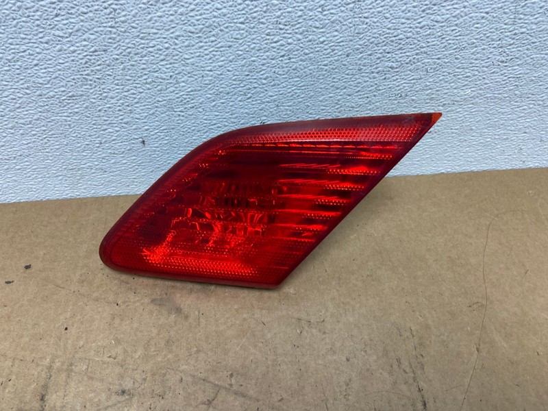 2003 to 2004 Toyota Avalon Right Passenger RH Inner Tail Light OEM AC3390 LK