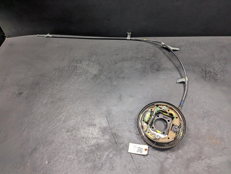Rear Right Brake Shoes w/ Backing Plate 2020 Nissan Versa 2021 2022
