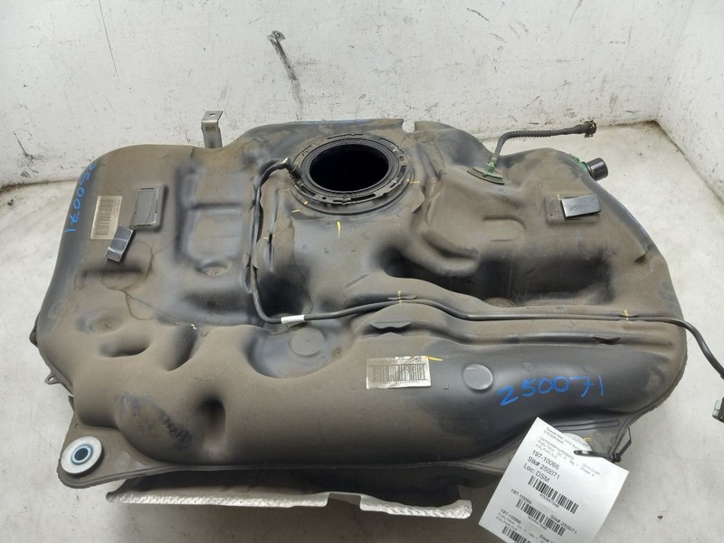 18 19 20 21 22 C-HR XLE FUEL TANK