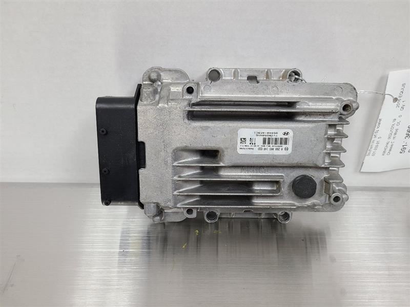 Chassis ECM Transmission Left Hand Wheel Housing Fits 14-16 EQUUS 563565
