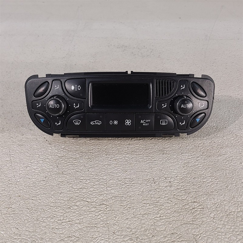 01-05 Mercedes CLK 500 AMG Climate Control Switch A/C Heater Control Aa7492
