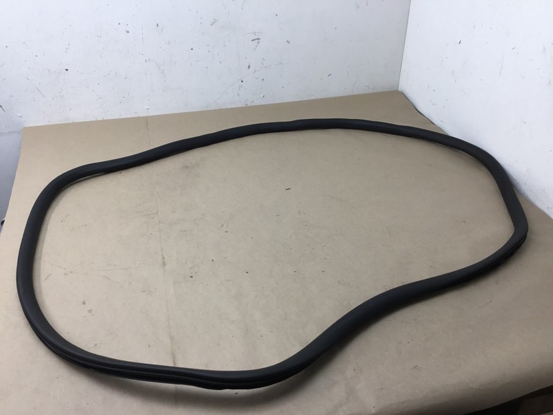 Audi A8L D5 2019 Rear Right Passenger Door Weather Strip Seal 19-23 :O