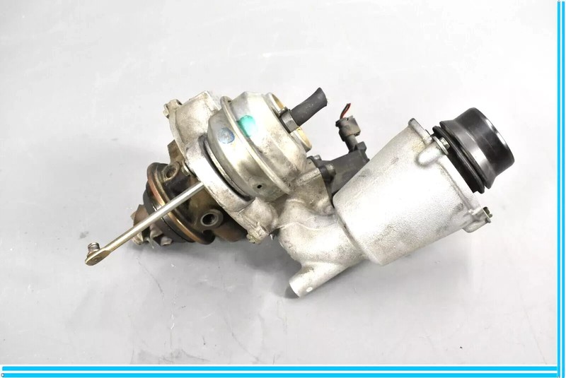 12-15 Mercedes R172 SLK250 C250 M271 1.8L Turbo Turbocharger 2710903680 OEM