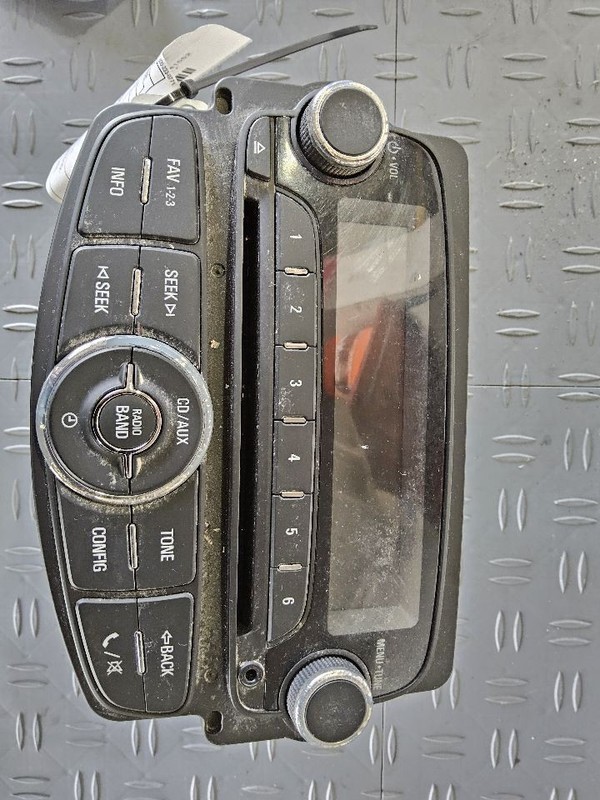 2012 Chevy SONIC Radio AM FM CD MP3 USB Wireless Interface Opt UH7 ID 95179057