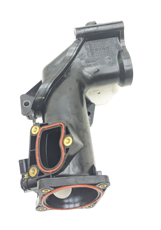 2010-2013 MERCEDES-BENZ E350 BLUETEC W212 - AIR Intake DUCT / 6420901037