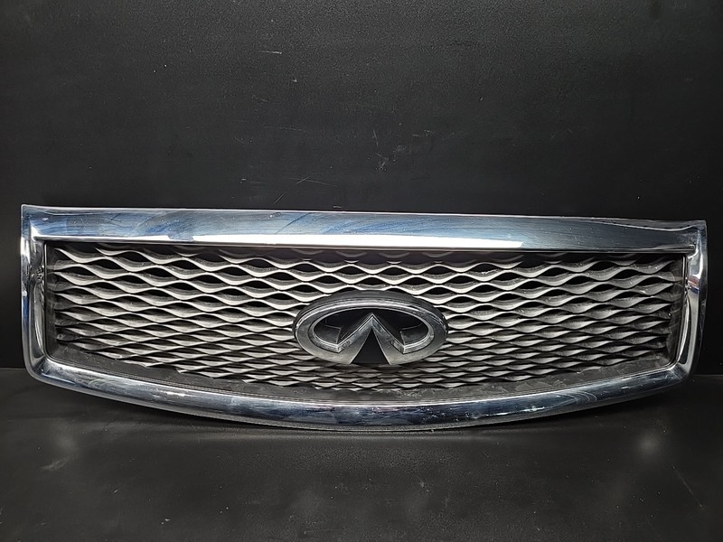 2014-2017 Infiniti Q50 Grille Upper Chrome Grill OEM W CAMERA SPOT PITTED CHROME