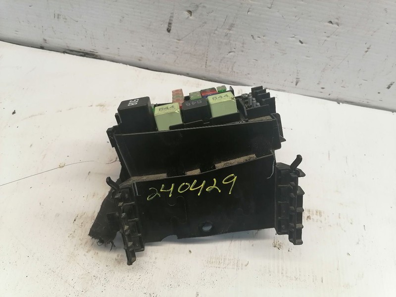 Fuse Box Engine Compartment Fits 12-19 BEETLE 1480663