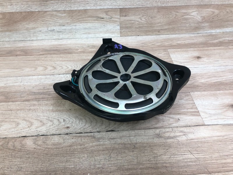 MERCEDES BENZ OEM W205 C250 C300 FRONT RIGHT SIDE DASH PANEL SPEAKER SUBWOOFER