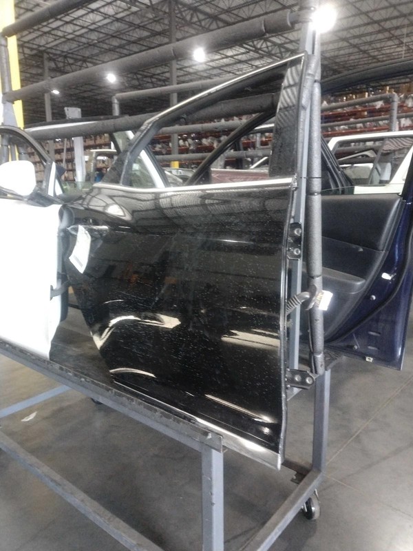 2017 Hyundai Azera Rear Right Door Black - Good Condition, No Rust