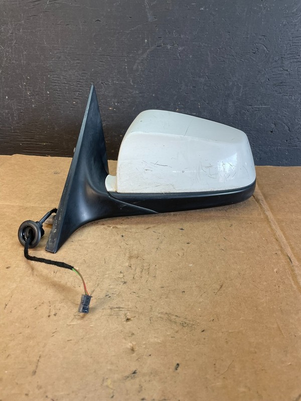 2011 to 2013 BMW F10 5 Series Left Side Door Mirror Side View AE1037 DW