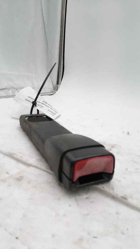 2013 Chevrolet Silverado 3500 Pickup Red Seat Belt OEM 19206185 159k Miles