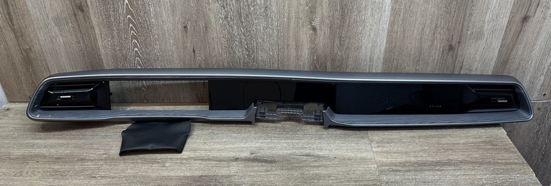 2024-25 VW ATLASDASH AIR VENT GRILLE -OEM PART # 3CR.858.415.B
