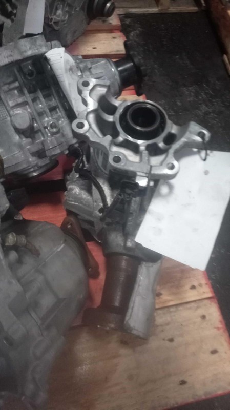 2022 Volvo S60 4WD Transfer Case Assembly OEM 36011765 16K Miles