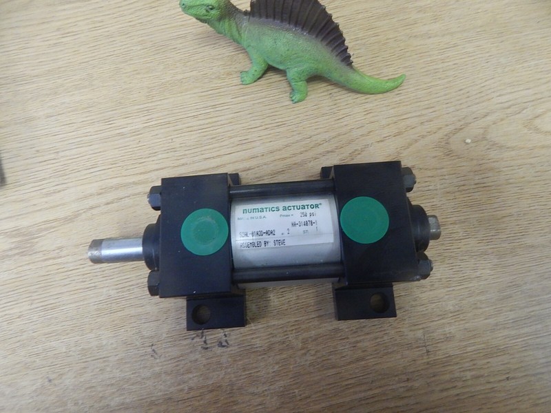 Numatics S2AL-01A3D-ADA2 NA-314078-1 250 PSI *FREE SHIPPING*