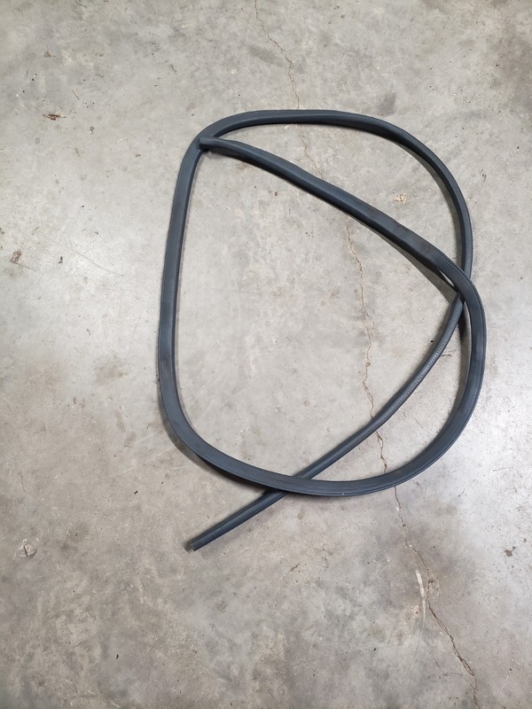 1973-1995 Chevy GMC G10 G20 G30 Right Front Weatherstrip Door Seal