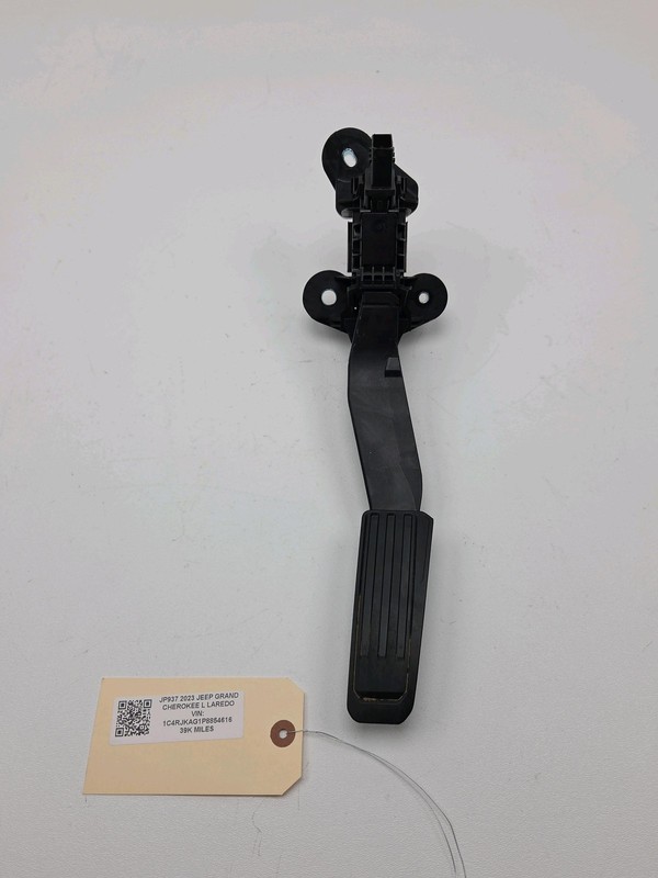 21-25 Jeep Grand Cherokee L Gas Accelerator Pedal 3.6 4x4 39k OEM 68360648AC