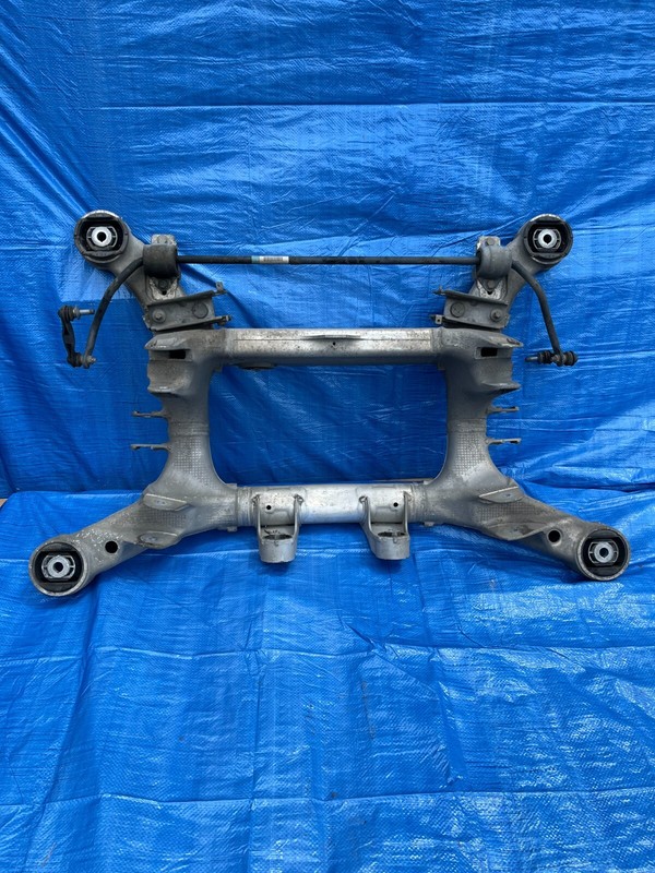 10-12 BMW F01 740Li 750Li 760Li SUSPENSION CROSSMEMBER SUBFRAME REAR OEM