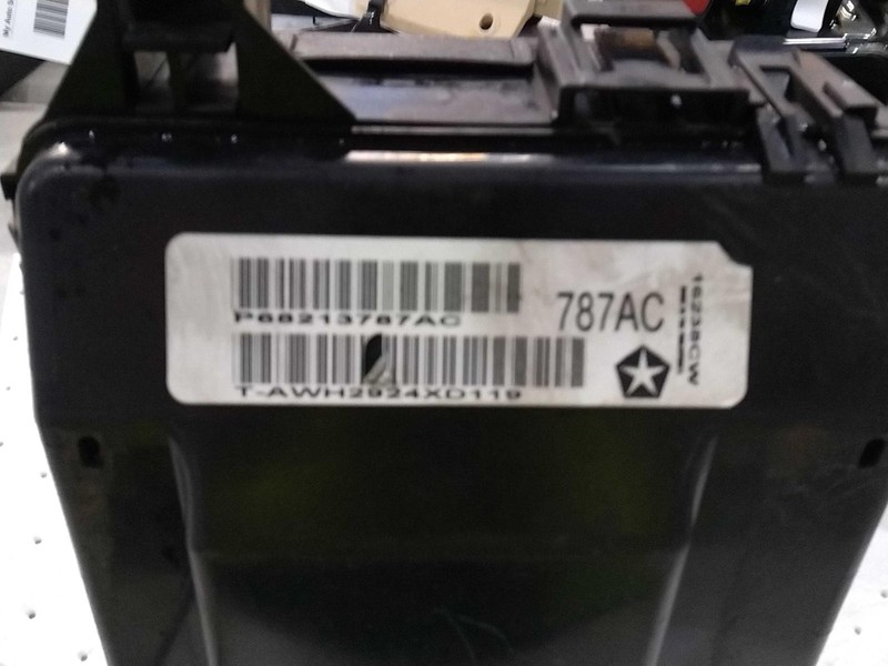 2015 Chrysler 300 Fuse Box OEM Grey 68213775AC 68268827AA 105k Miles