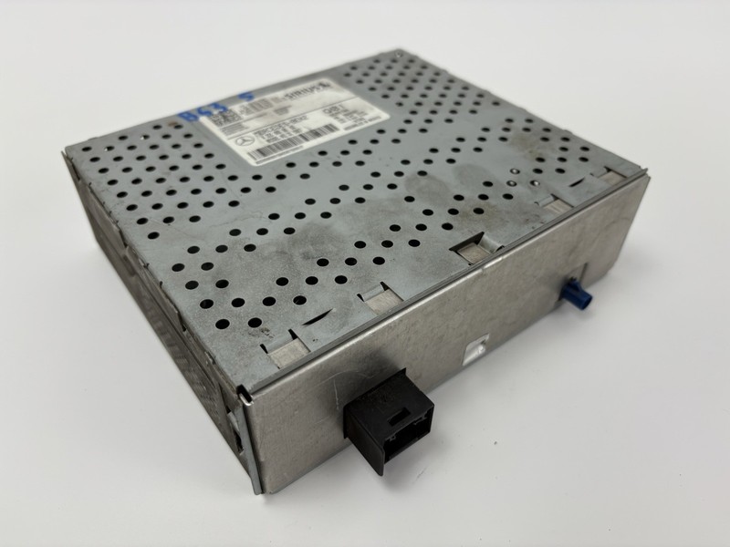 Mercedes W222 S550 S65 Sirius Satellite Radio Receiver 2229008002 OEM