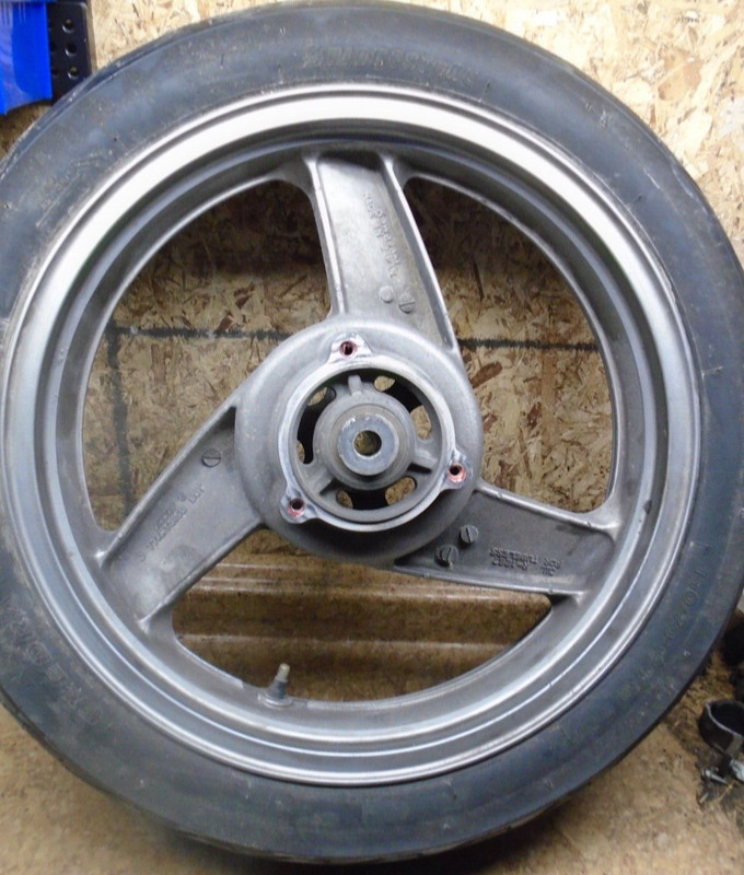 2000 Kawasaki Ninja EX500 EX 500 D EX500D Rear Rim Wheel Tire Back 130/70-17 17"