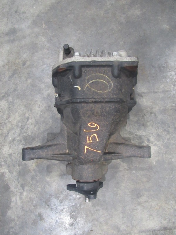 2012 HYUNDAI GENESIS SEDAN 3.8L REAR DIFFERENTIAL CARRIER ASSEMBLY B020 R3.909