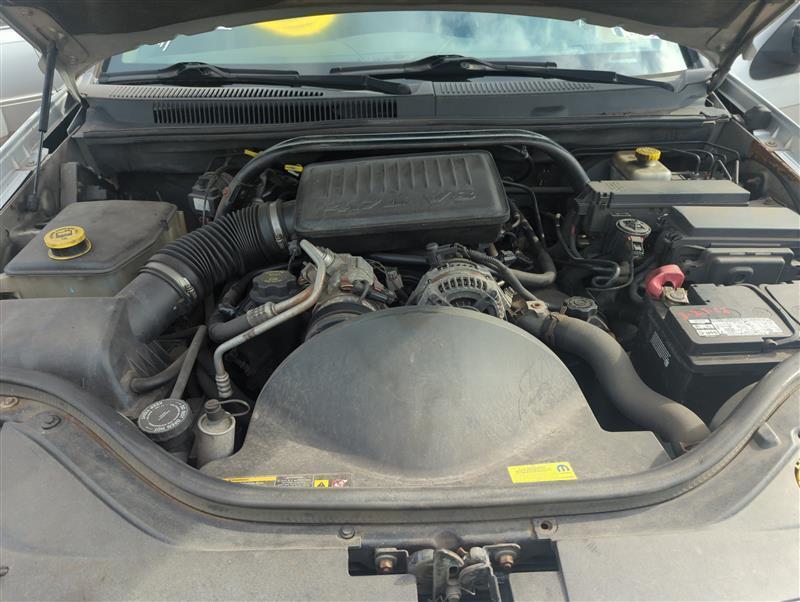 Used Rear Axle Assembly Rear fits: 2005 Jeep Grand cherokee corporate 8-1/4`` w/