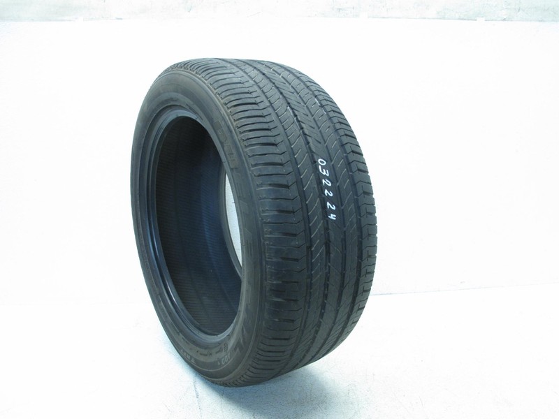 7/32 USED BRIDGESTONE DUELER H/L SPORT TIRE 255/55/R19 107H 205 55 19 19" 032224