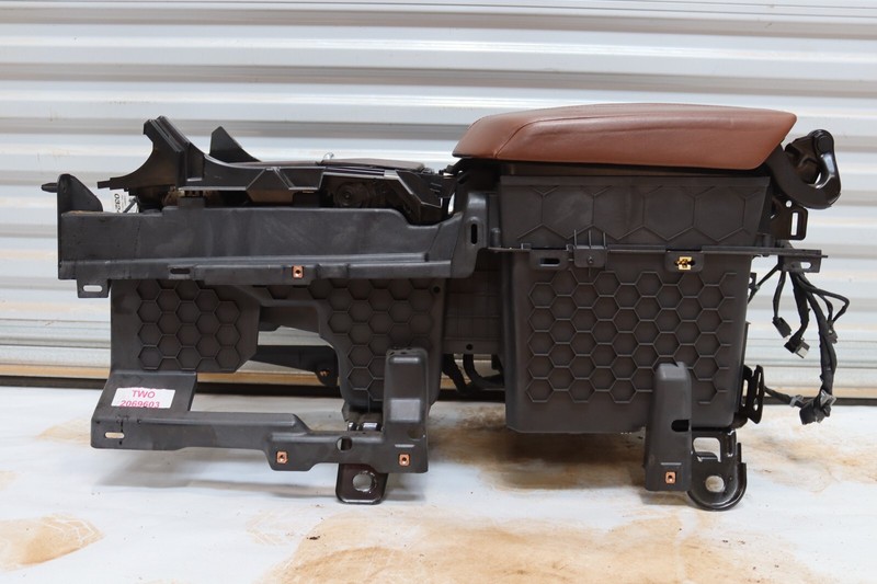 2015 CADILLAC ESCALADE FRONT CENTER CONSOLE STORAGE ARMREST OEM