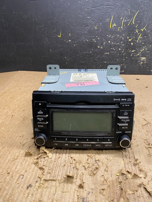 2006 to 2009 Hyundai Azera Audio Equipment Radio Receiver Z9825 DG