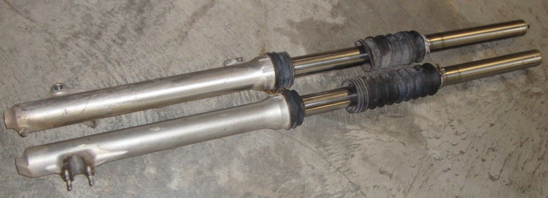 1981 Honda XR250R XR250 XR 250 R Dirt Bike Front Fork Tubes Suspension 81