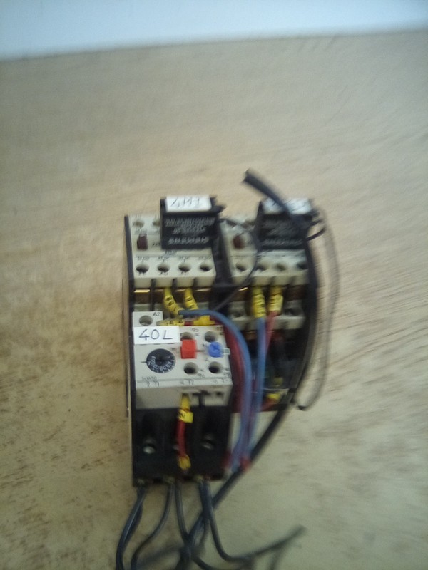 Siemens 3TB40 22E Contactor W/ 3UA50 00-0J Overload Relay & 3TX6406-0C