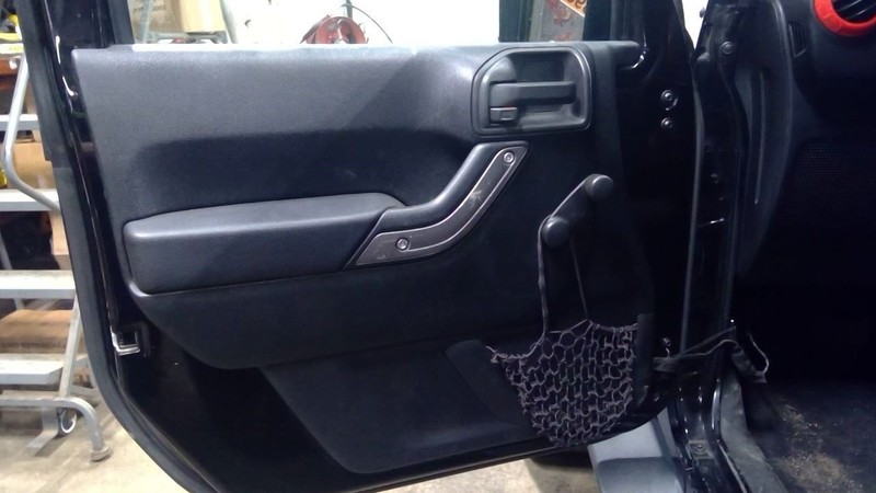 WRANGLER2011 Driver Left Front Door Trim Panel 1785532