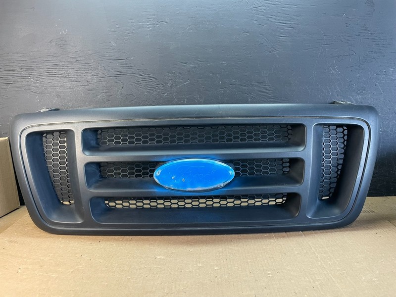 2004 to 2008 Ford F150 F-150 Front Upper Grill Grille OEM AD0256 DG