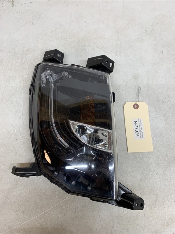⚡️2012-2015 Tesla Model S LED passenger side Fog light 00132688 RH 27025 B69