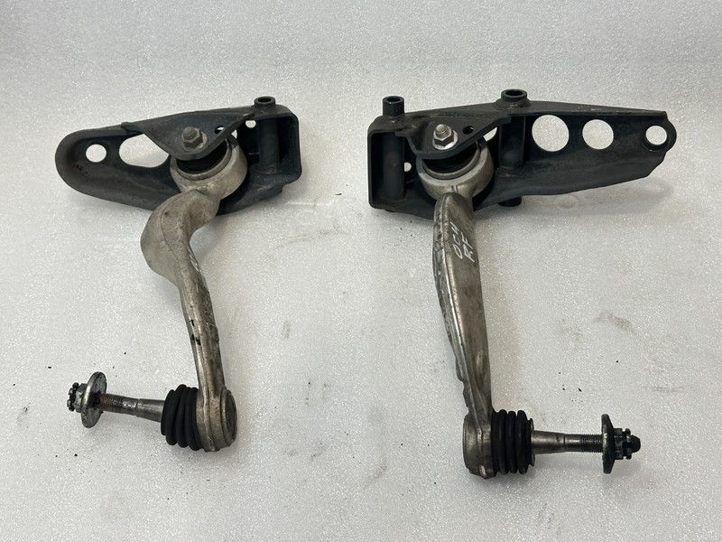 2012 LEXUS LS460 RIGHT FRONT PASSENGER SIDE UPPER CONTROL ARMS OEM