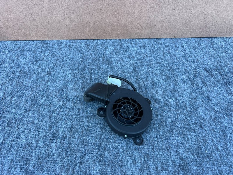 GENESIS GV70 22-26 OEM FRONT LEFT DRIVER UPPER SEAT COOLING AC HEAT BLOWER MOTOR