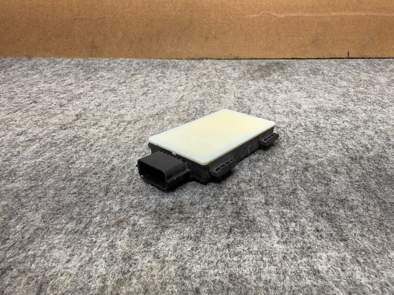 NISSAN PATHFINDER 22-25 OEM BLIND SPOT MODULE UNIT SENSOR RADAR FITS LEFT&RIGHT