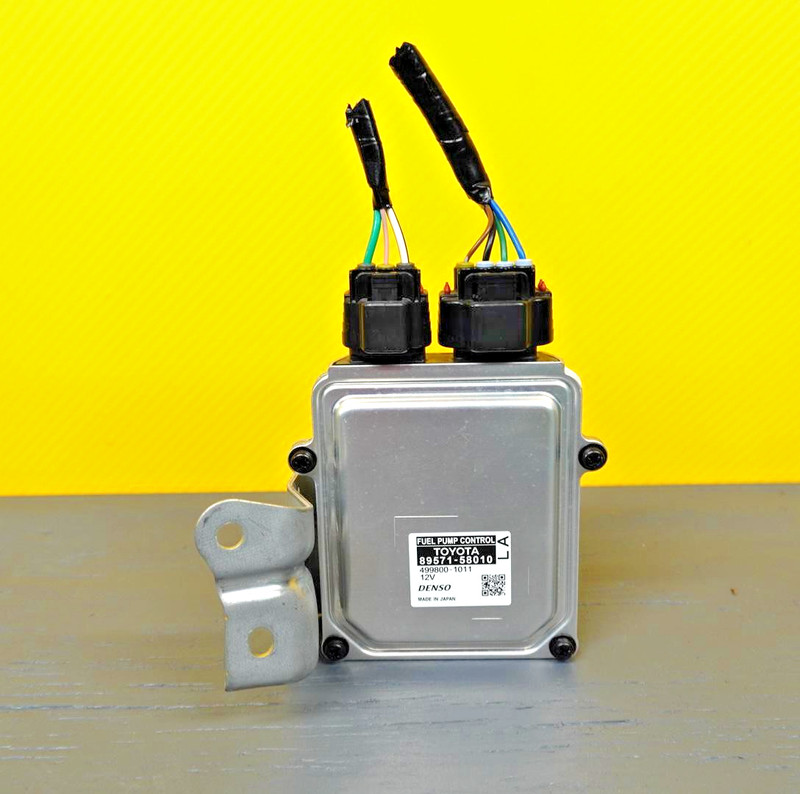 2019-2023 LEXUS IS350 IS300 FUEL PUMP COMPUTER CONTROL MODULE OEM 89571-06020