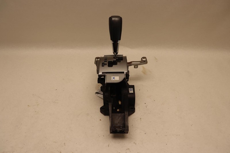 2016 TOYOTA 4RUNNER AUTOMATIC TRANSMISSION GEAR SHIFETR LEVER OEM