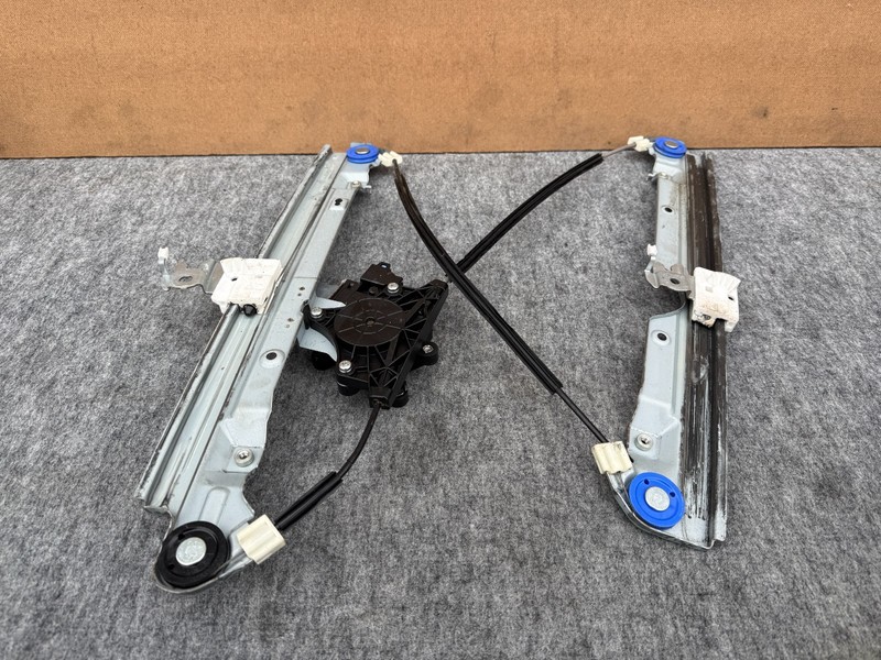 INFINITI QX80 QX56 2011-2024 OEM FRONT LEFT DRIVER DOOR WINDOW REGULATOR & MOTOR