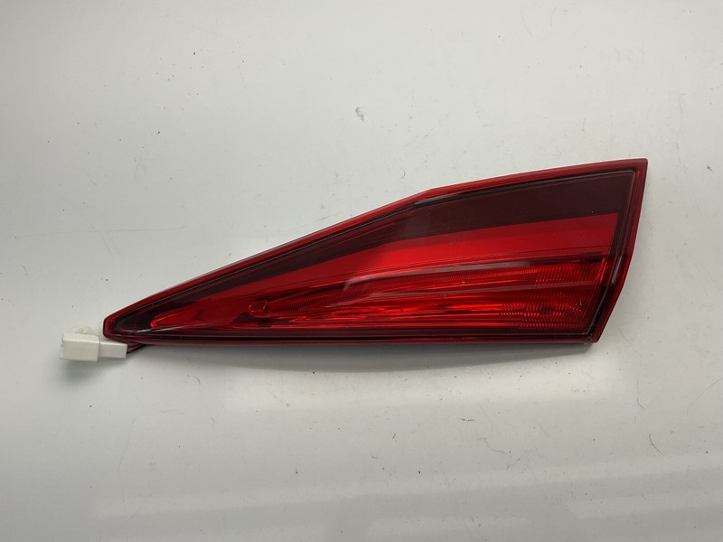 2016-2021 CIVIC Passenger Tail Light Sedan
