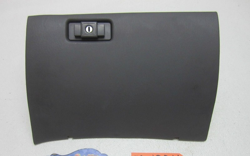 GLOVE BOX DOOR GREY DASH COMPARTMENT BIN HANDLE for 95-00 AVENGER SEBRING COUPE