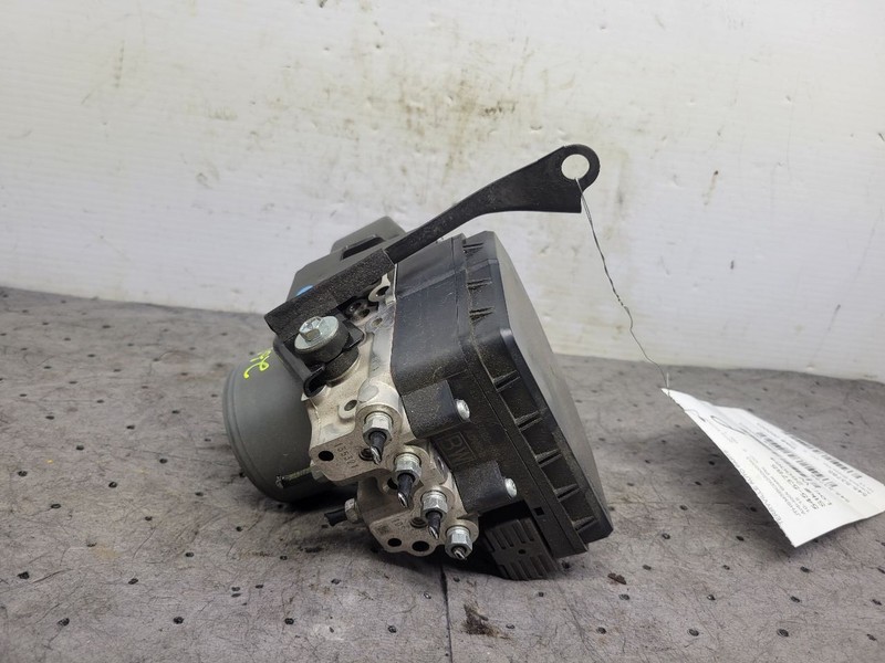 Anti-Lock Brake Part Actuator And Pump Assembly Fits 16-17 LEXUS RC200T 1755999