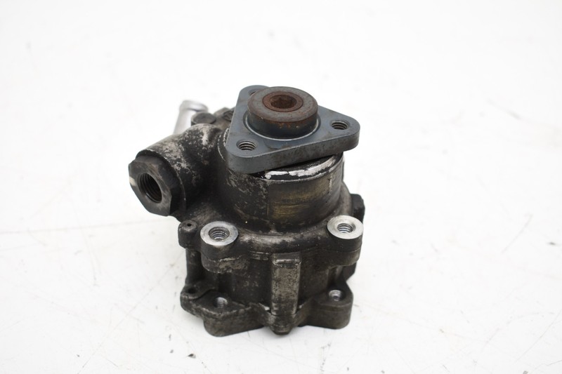 1997 BMW Z3 Roadster 1.9 M44 4cyl Power Steering Pump Assembly OEM KW36