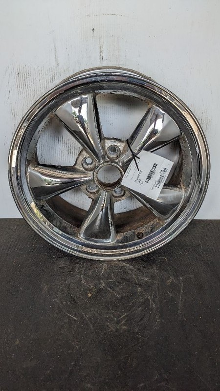 Wheel 17x8 5 Funnel Spoke Painted Polished Fits 05-09 MUSTANG 1188364