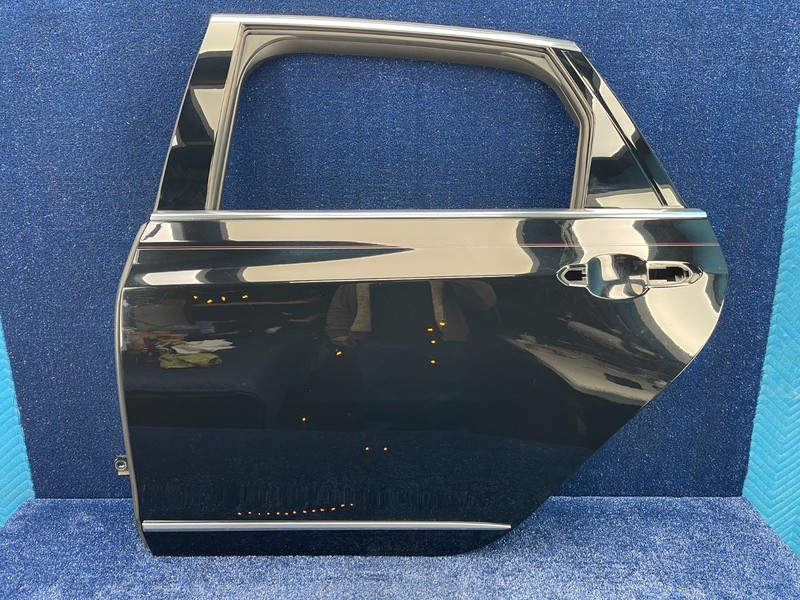 2016-2020 Cadillac CT6 Rear Left Driver Side Door Shell OEM Stellar Black