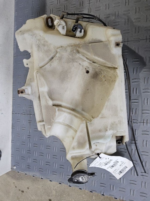 Wash Reservoir Without Headlamp Washers Fits 02-09 ENVOY 3437405