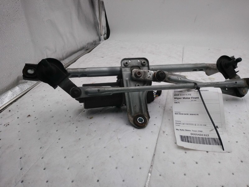 2018 Hyundai Santa Fe Wiper Motor OEM 67000 Miles Grey 981102W000
