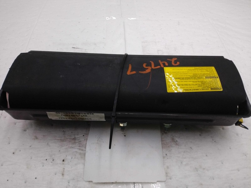 2015 Chrysler 200 Instrument Panel Air Bag Silver Used OEM 49000 Miles R