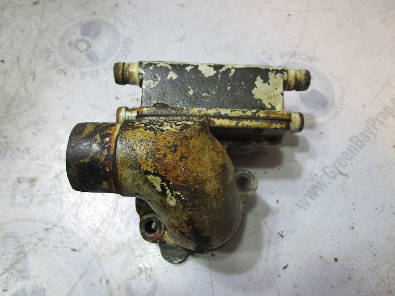 311565 311566 OMC Stringer 1960's V6 Buick Upper & Lower Thermostat Housing